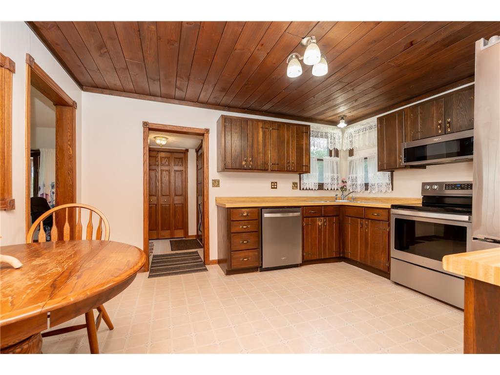 27326 Church Avenue New Prague MN 56071 7098531 image10