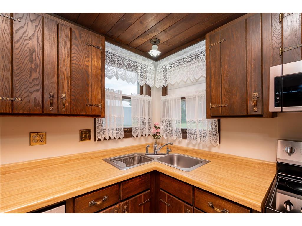 27326 Church Avenue New Prague MN 56071 7098531 image11