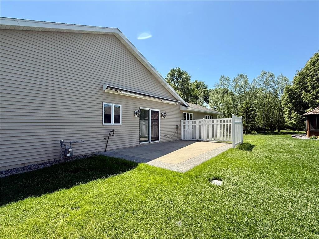 2733 Campus Lane Albert Lea MN 56007 7050600 image5