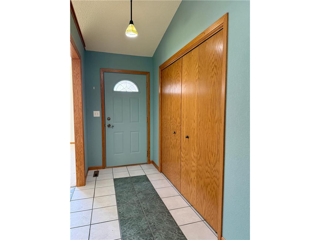 2733 Campus Lane Albert Lea MN 56007 7050600 image6