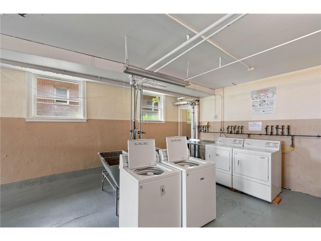 2733 Girard Avenue S #106 Minneapolis MN 55408 7079634 image10