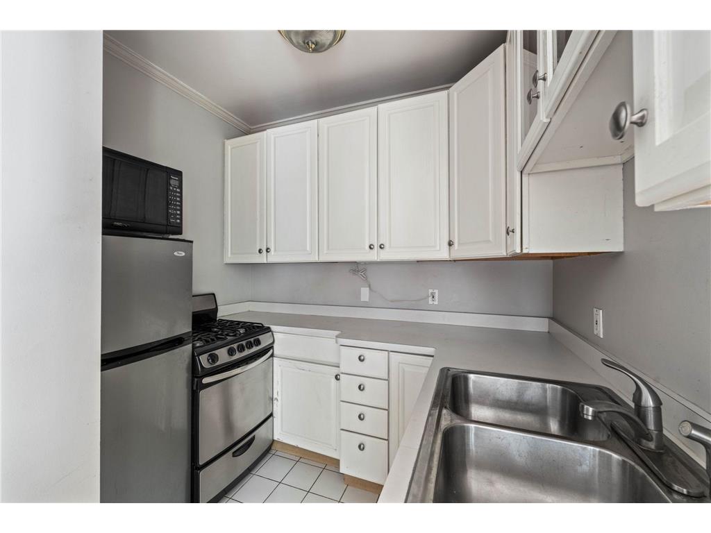 2733 Girard Avenue S #106 Minneapolis MN 55408 7079634 image6