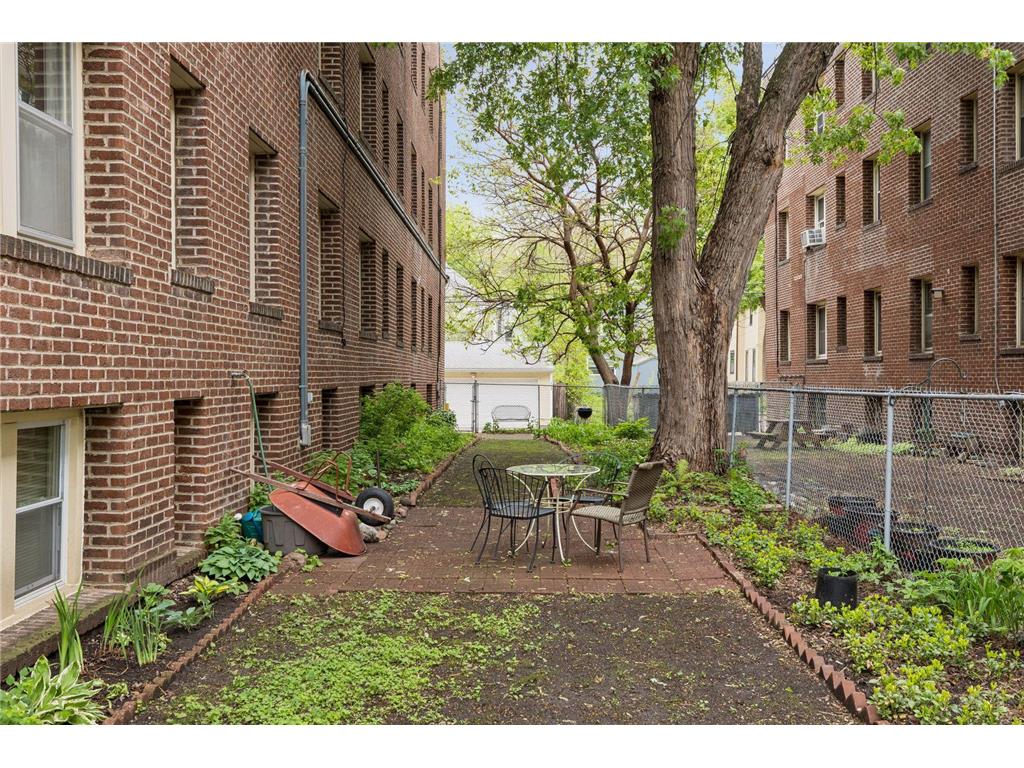 2733 Girard Avenue S #305 Minneapolis MN 55408 7076876 image20
