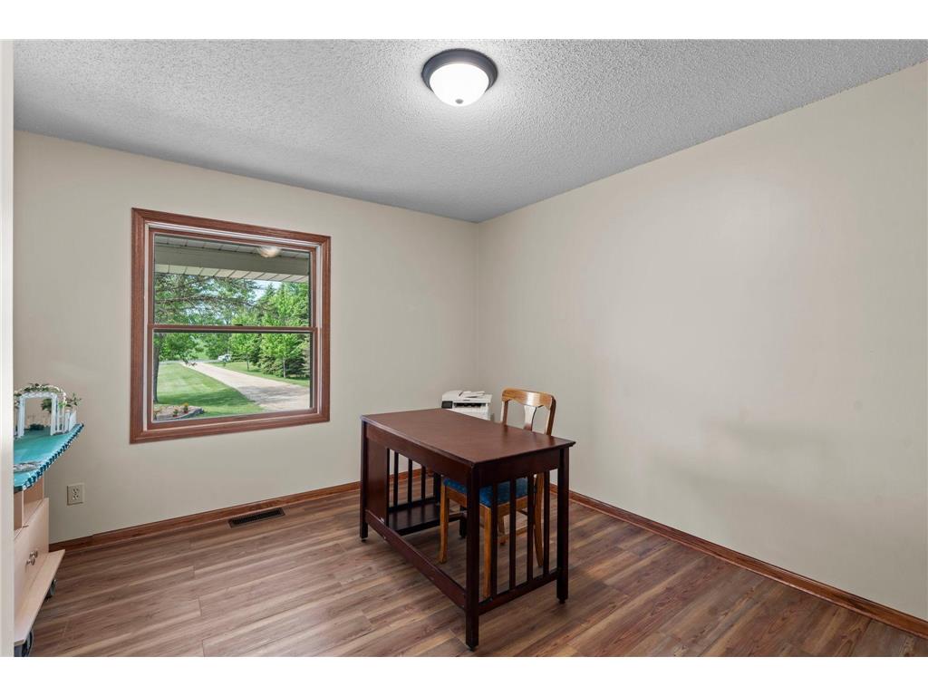 2733 Neal Avenue N West Lakeland Twp MN 55082 7081473 image16