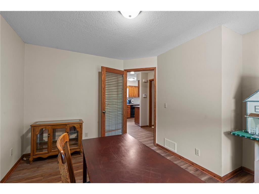 2733 Neal Avenue N West Lakeland Twp MN 55082 7081473 image17