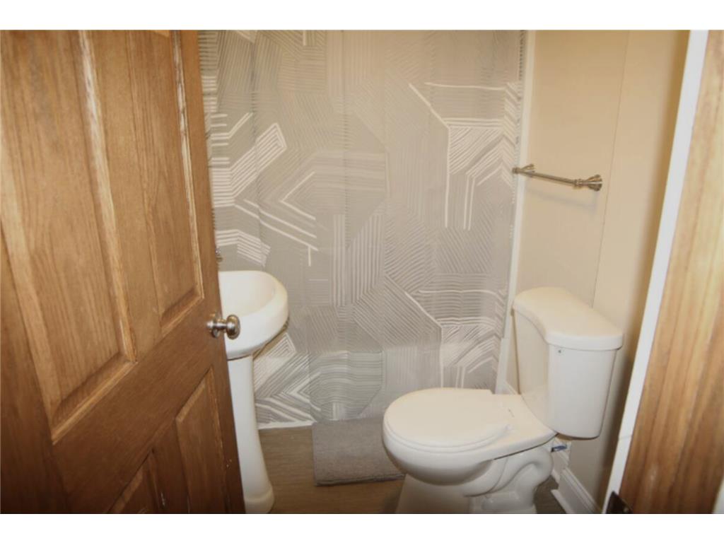 2734 N 4th Street #1 Minneapolis MN 55411 7009631 image10