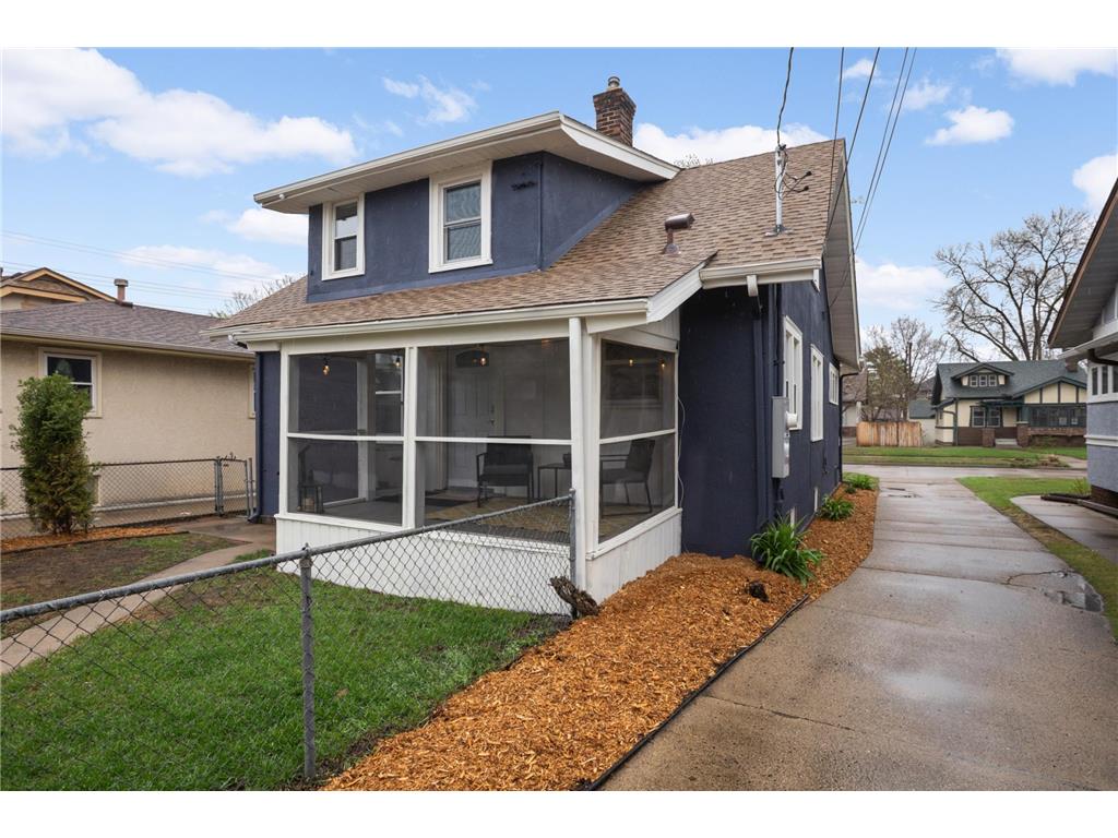 2734 Randolph Street NE Minneapolis MN 55418 7060160 image27