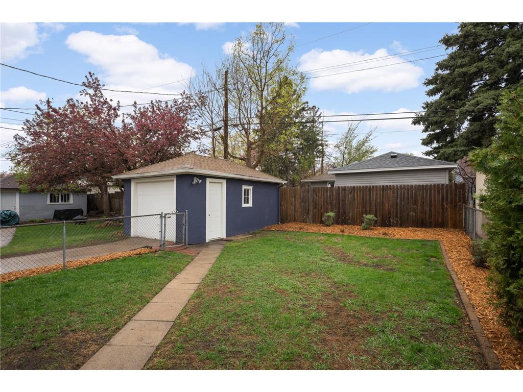 2734 Randolph Street NE Minneapolis MN 55418 7060160 image29