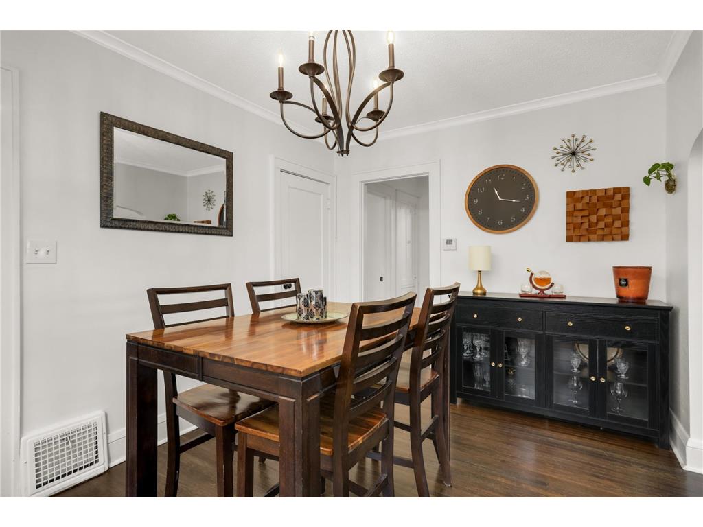2734 Randolph Street NE Minneapolis MN 55418 7060160 image9