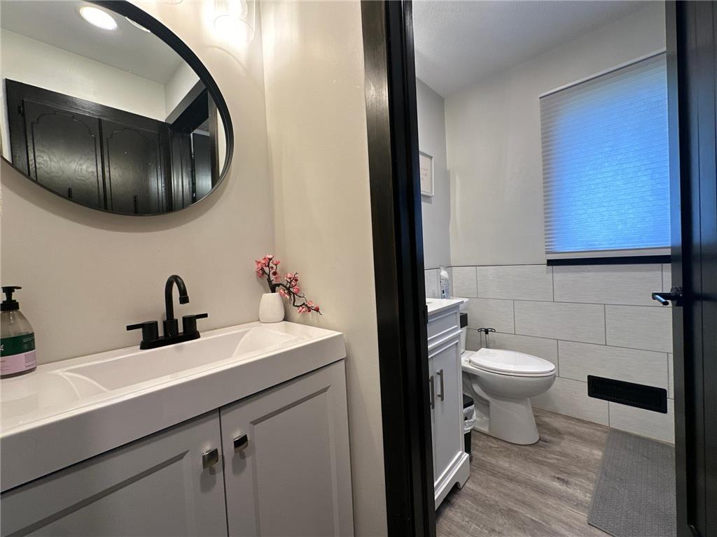 2734 Ulysses Street NE Minneapolis MN 55418 7040996 image17