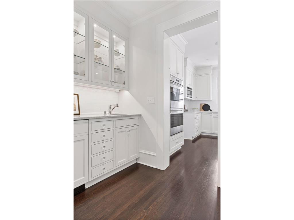 2735 E Lake Of The Isles Parkway Minneapolis MN 55408 - Lake of the Isles 7016603 image19