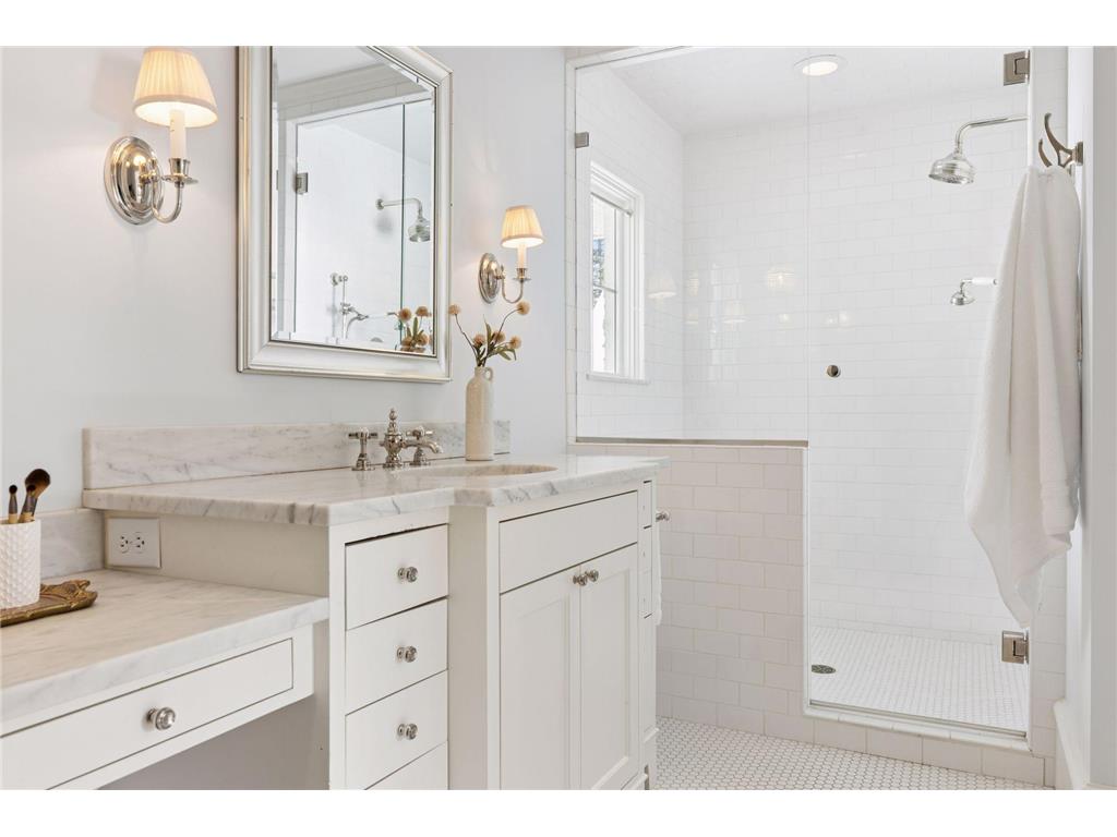 2735 E Lake Of The Isles Parkway Minneapolis MN 55408 - Lake of the Isles 7016603 image31