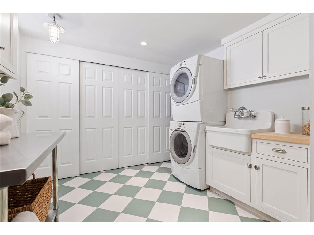 2735 E Lake Of The Isles Parkway Minneapolis MN 55408 - Lake of the Isles 7016603 image39