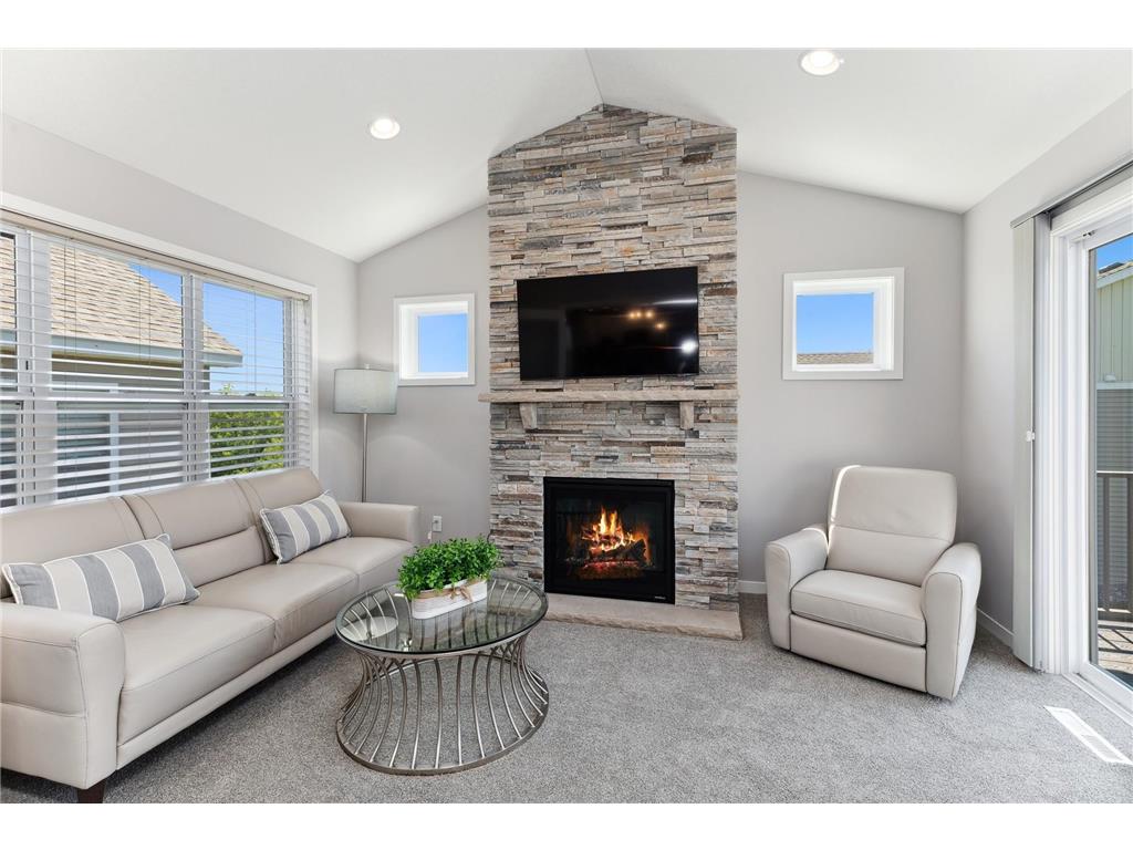 2735 Ridgeview Drive Red Wing MN 55066 6203290 image1