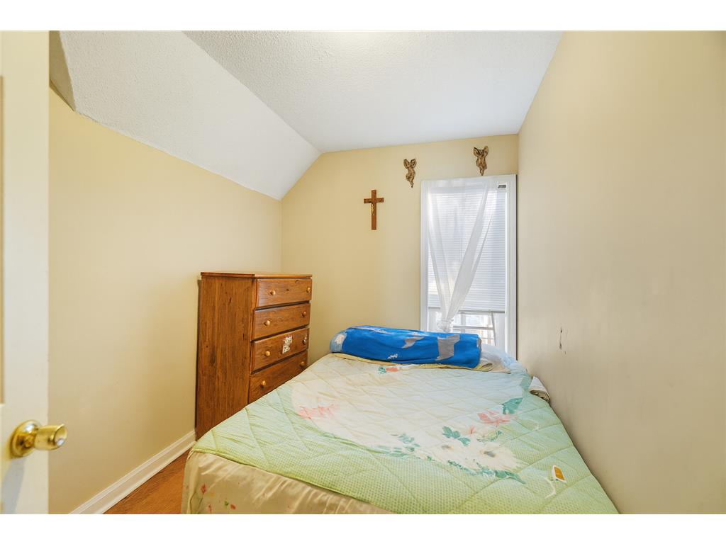 2736 16th Avenue S Minneapolis MN 55407 6806237 image15