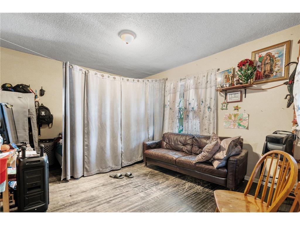 2736 16th Avenue S Minneapolis MN 55407 6806237 image3