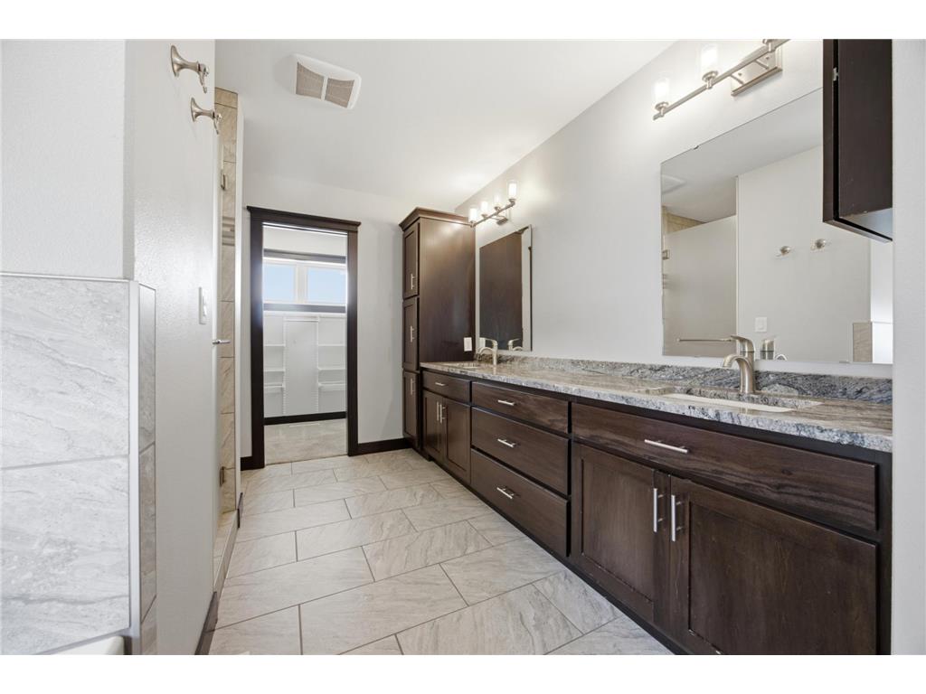 2736 70th Avenue S Fargo ND 58104 7111249 image32