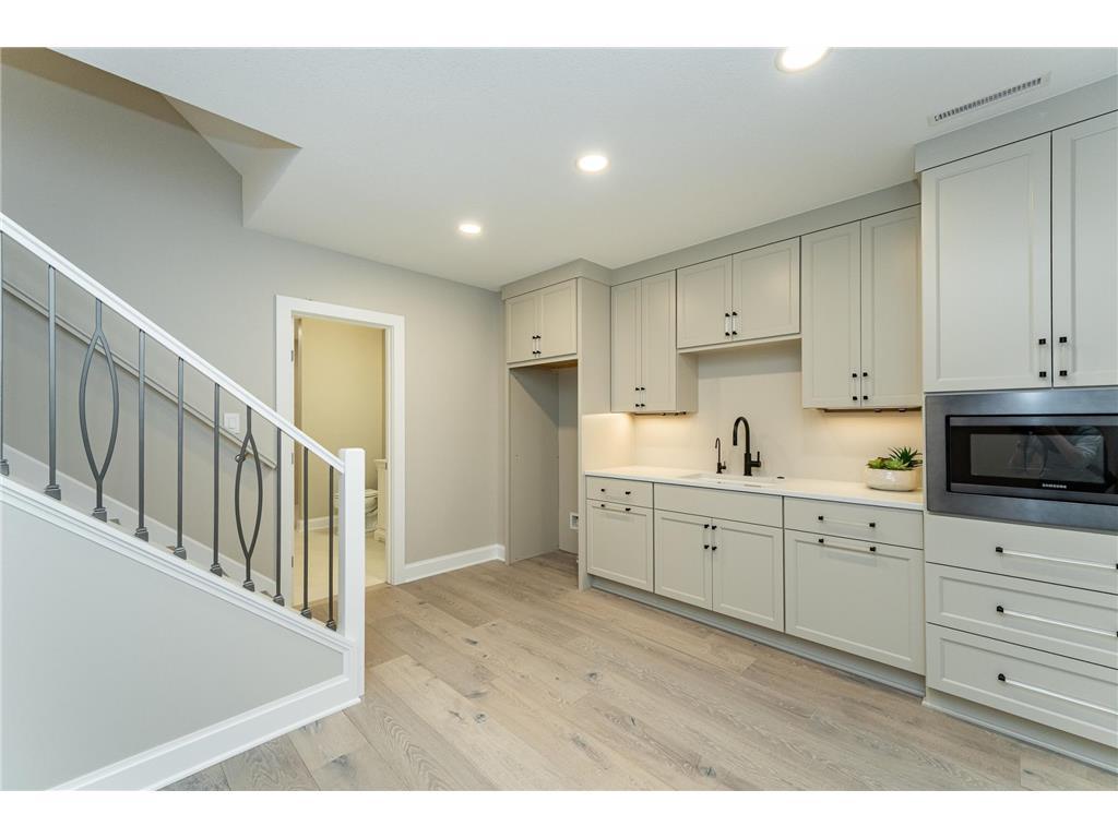 2736 Headland Court SW Rochester MN 55902 6811550 image61