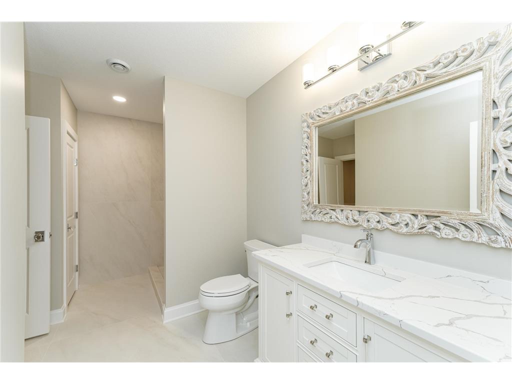 2736 Headland Court SW Rochester MN 55902 6811550 image63