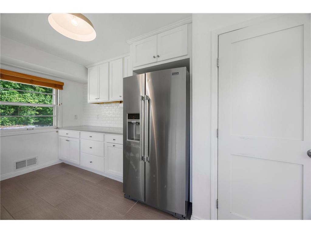 2736 McNair Drive N Robbinsdale MN 55422 7087235 image12