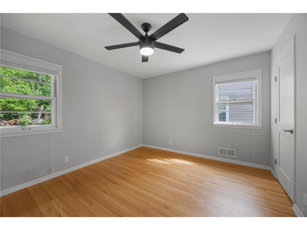 2736 McNair Drive N Robbinsdale MN 55422 7087235 image15