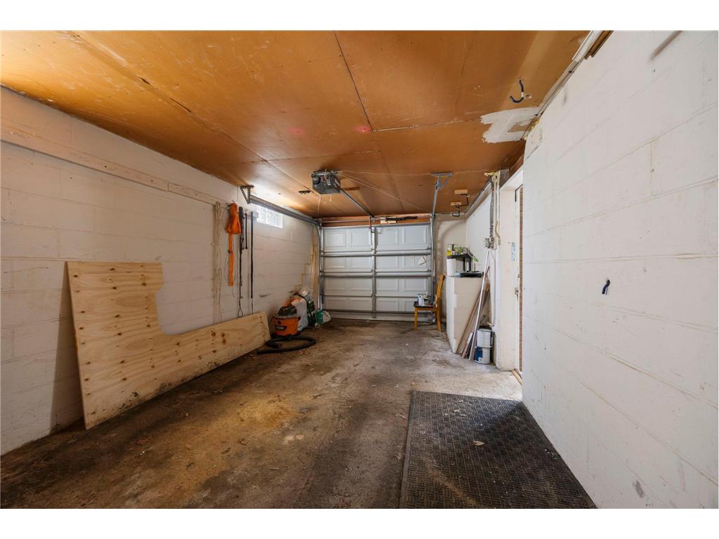 2736 McNair Drive N Robbinsdale MN 55422 7087235 image21