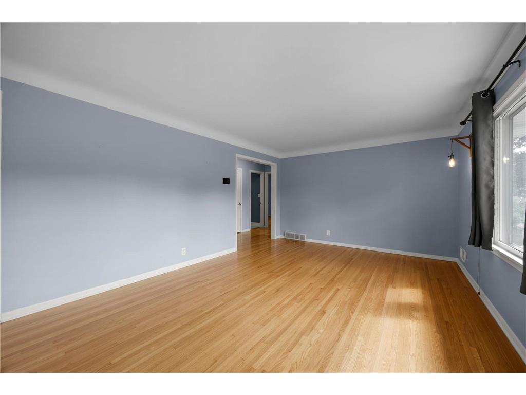 2736 McNair Drive N Robbinsdale MN 55422 7087235 image7