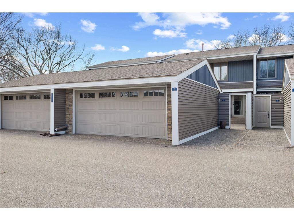 2737 Mackubin Street #5 Roseville MN 55113 6706260 image1