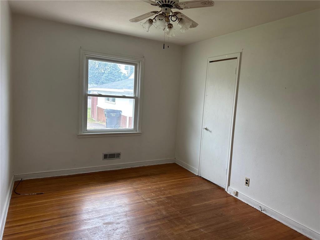 2739 Chippewa Avenue North Saint Paul MN 55109 6776739 image10