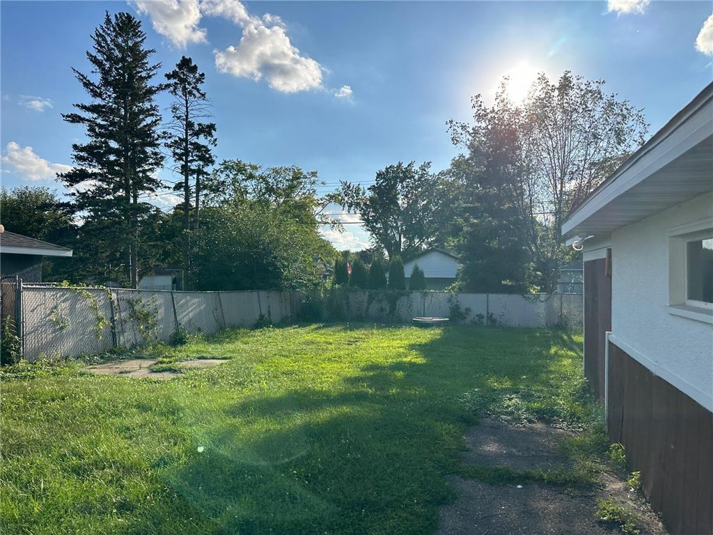 2739 Chippewa Avenue North Saint Paul MN 55109 6776739 image23