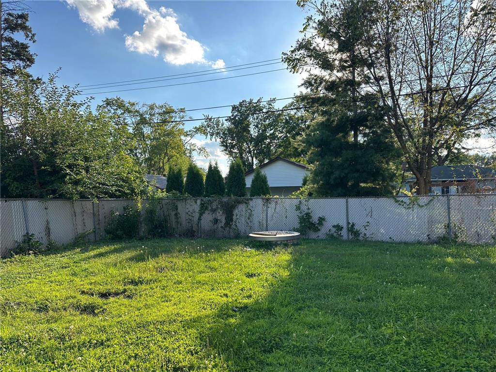 2739 Chippewa Avenue North Saint Paul MN 55109 6776739 image25