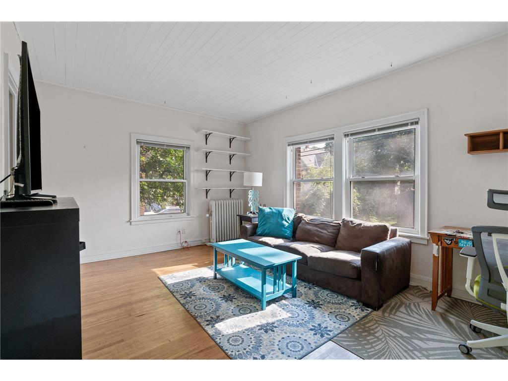 2739 Girard Avenue S #105 Minneapolis MN 55408 6601011 image1