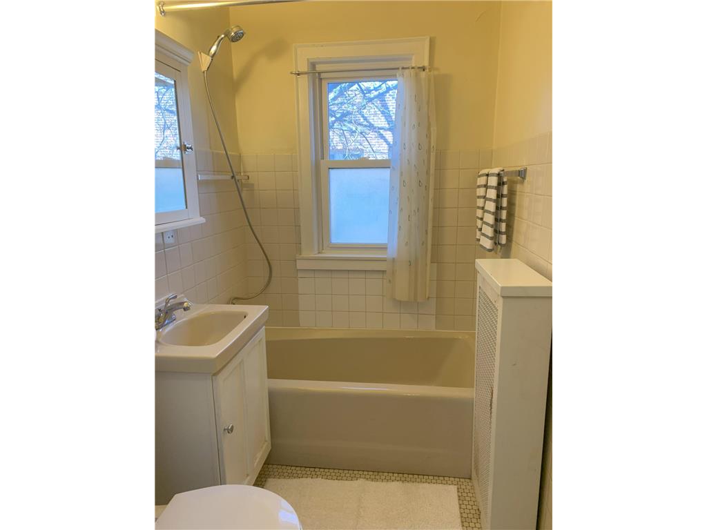 2739 Girard Avenue S #303 Minneapolis MN 55408 6699117 image9