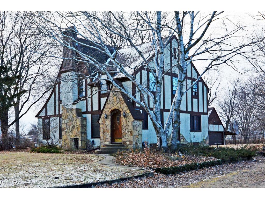 274 S Maple Avenue Le Center MN 56057 6654655 image1