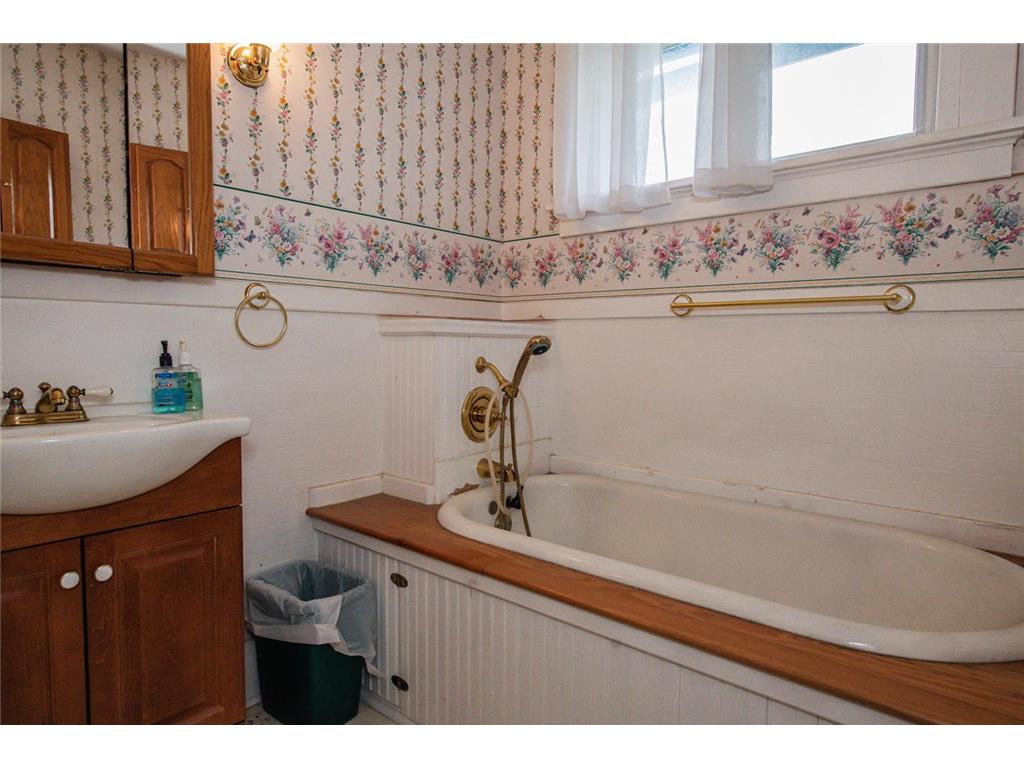 274 Vine Street Winona MN 55987 7084507 image23