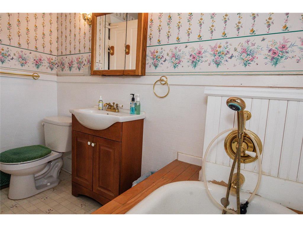 274 Vine Street Winona MN 55987 7084507 image24