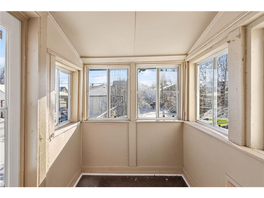 274 Wyoming Street E Saint Paul MN 55107 6821285 image16