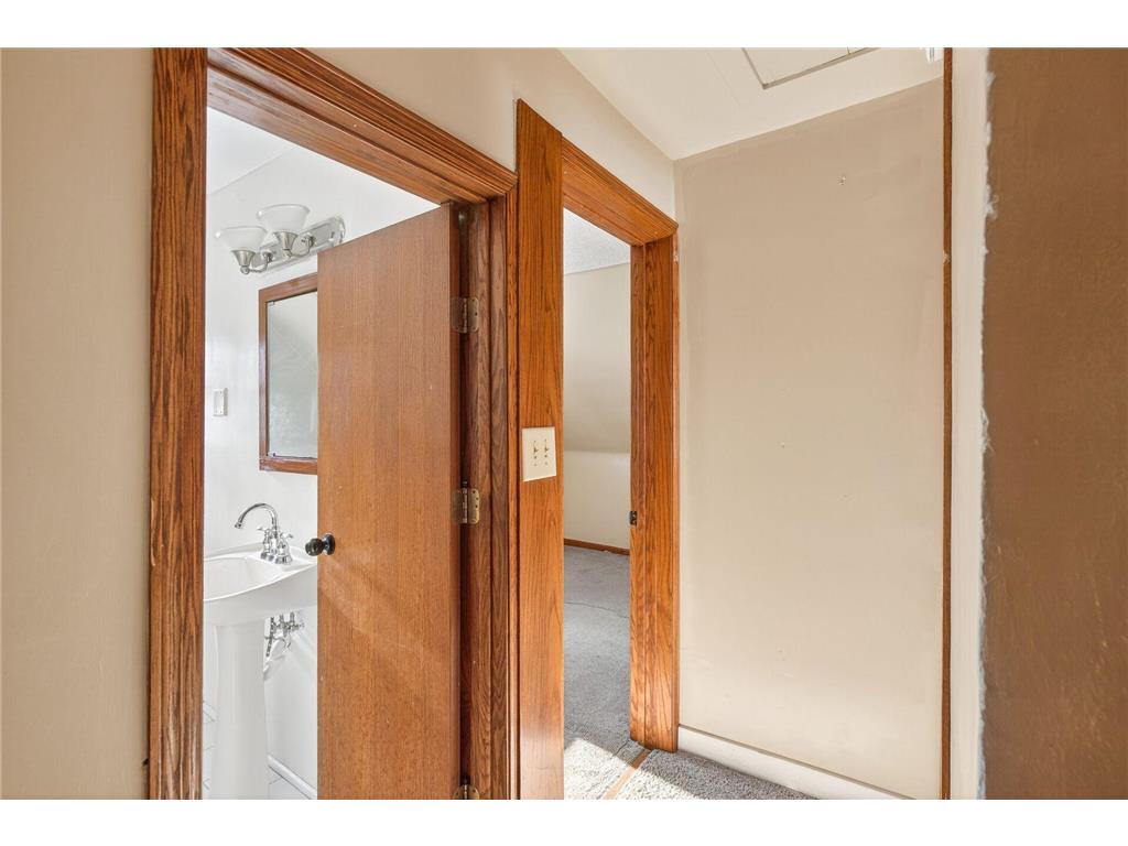 274 Wyoming Street E Saint Paul MN 55107 6821285 image17