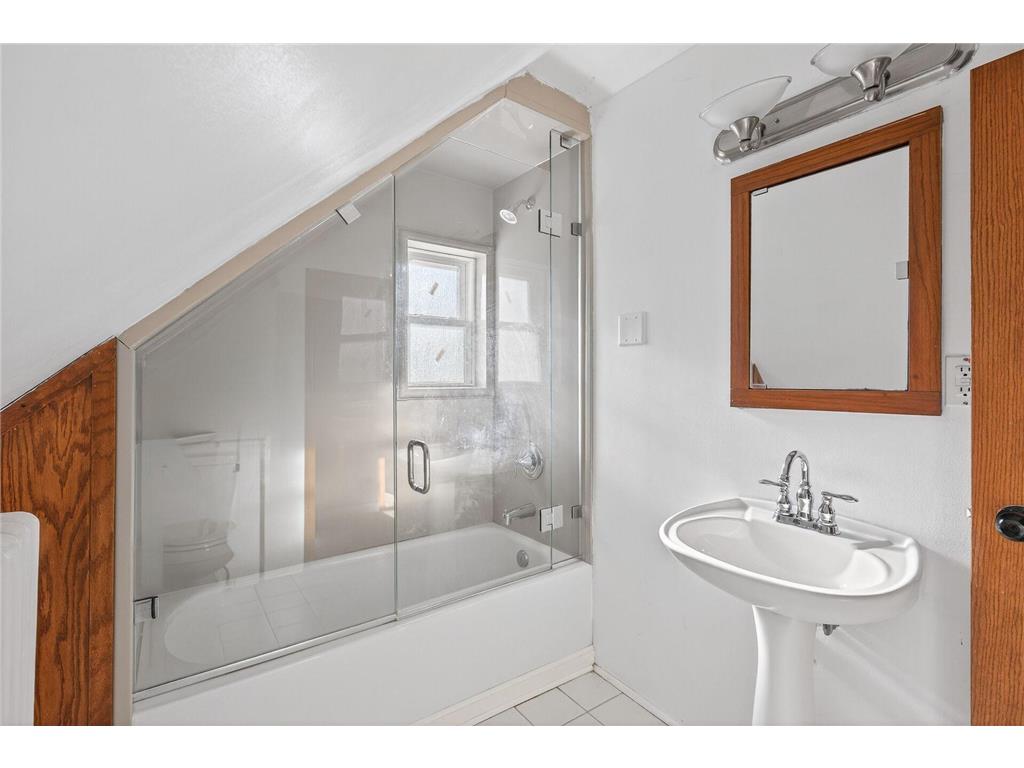 274 Wyoming Street E Saint Paul MN 55107 6821285 image24