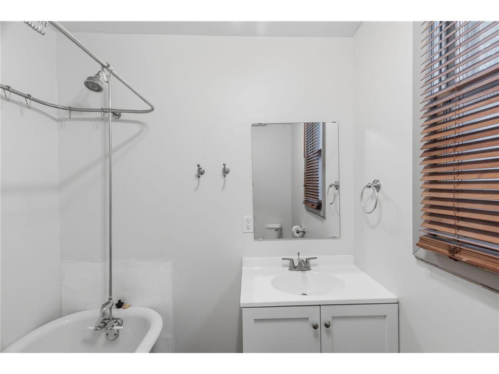 2740 16th Avenue S Minneapolis MN 55407 7083925 image27