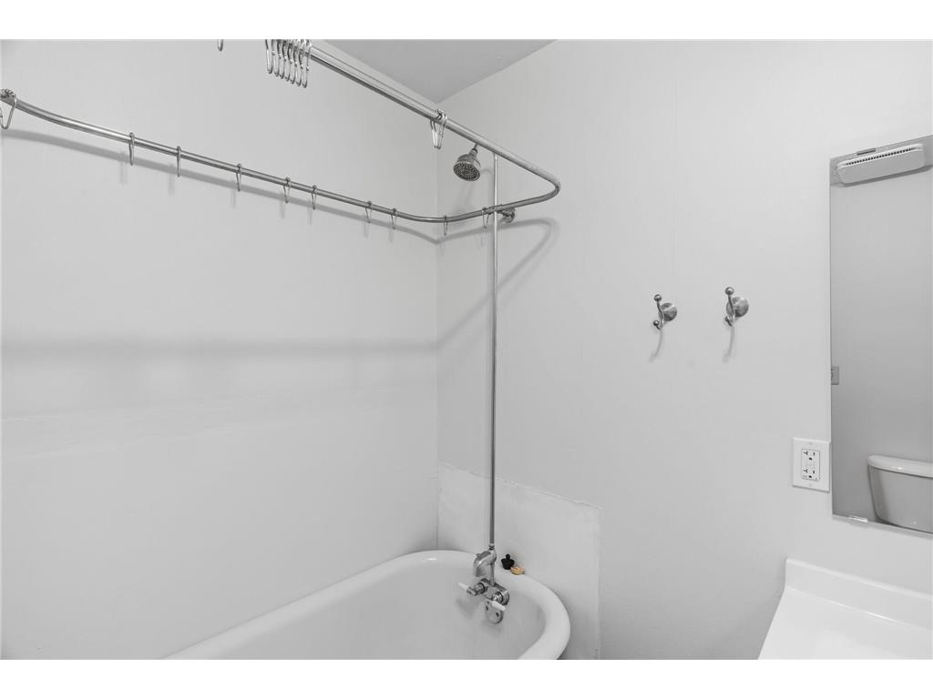 2740 16th Avenue S Minneapolis MN 55407 7083925 image28