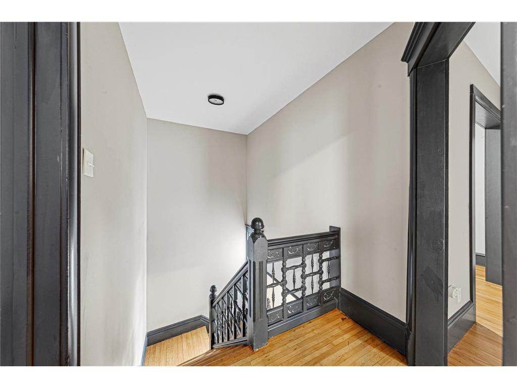 2740 Cedar Avenue S Minneapolis MN 55407 7038669 image18