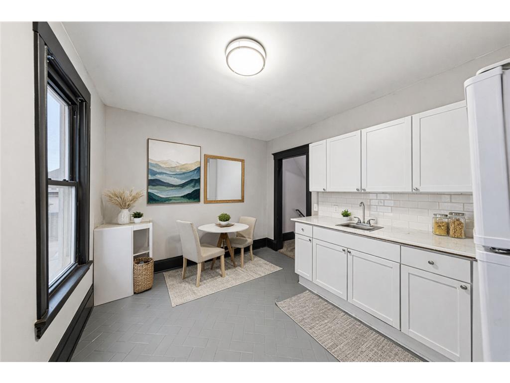 2740 Cedar Avenue S Minneapolis MN 55407 7038669 image25