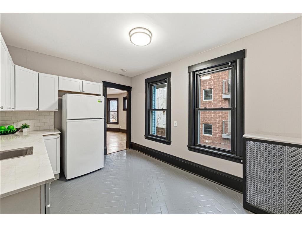 2740 Cedar Avenue S Minneapolis MN 55407 7038669 image27