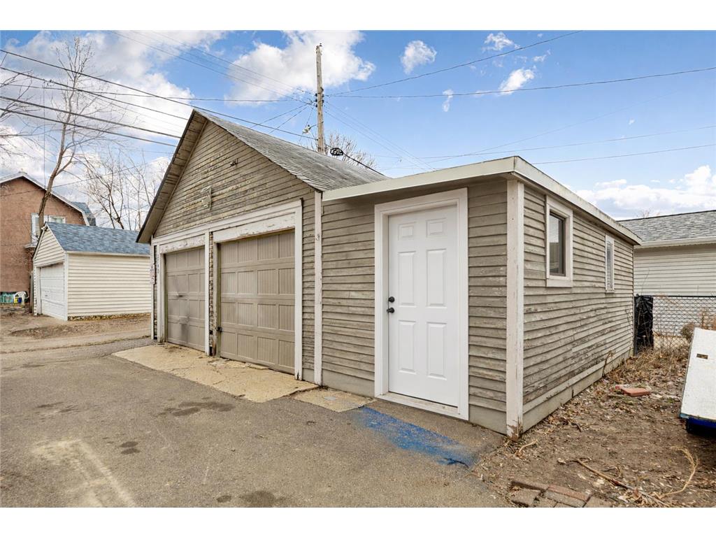 2740 Cedar Avenue S Minneapolis MN 55407 7038669 image33