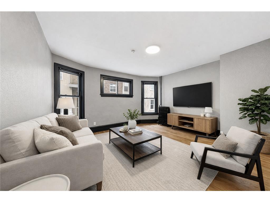 2740 Cedar Avenue S Minneapolis MN 55407 7038669 image5