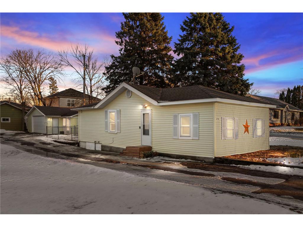 2740 Larch Lane N Plymouth MN 55441 7022202 image1