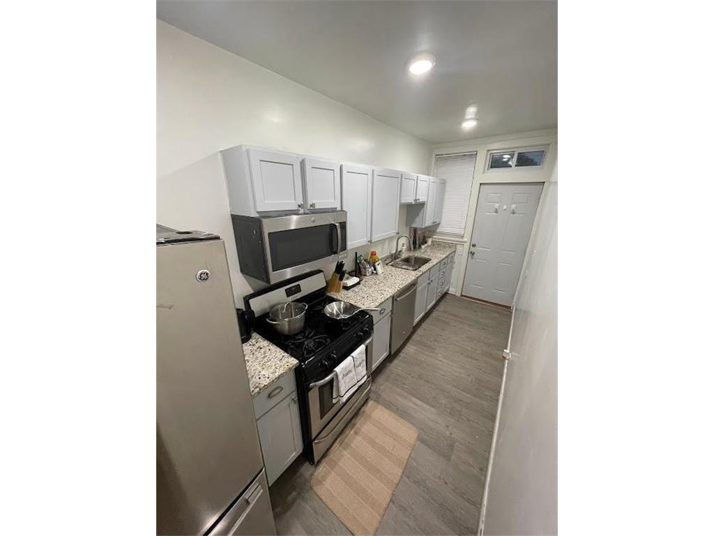 2740 Lyndale Avenue S Minneapolis MN 55408 7035375 image2