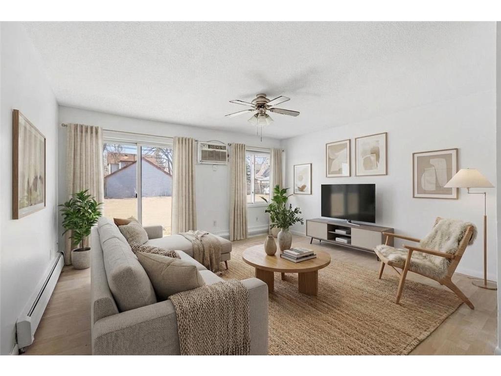 2740 Pleasant Ave #204 Minneapolis MN 55408 7046574 image1
