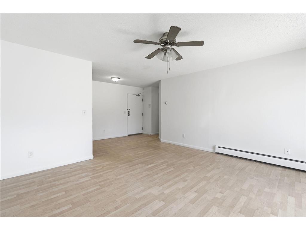 2740 Pleasant Ave #204 Minneapolis MN 55408 7046574 image7